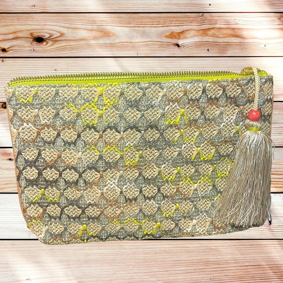 SOLD SOLD Miss Albright for Anthropologie - multicolored clutch with tassel - Picture 5 of 7